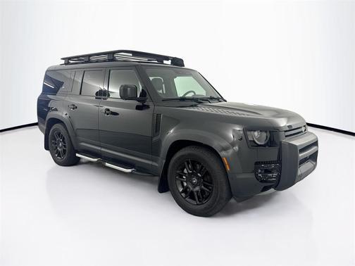 2023 Land Rover Defender 130 SE