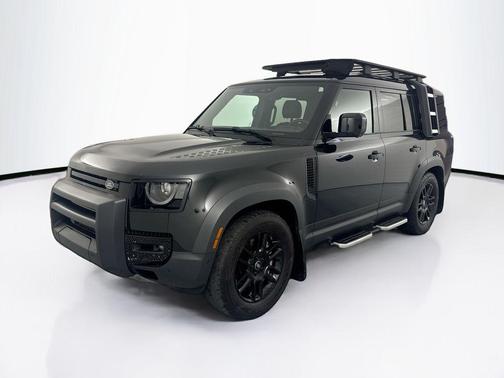 2023 Land Rover Defender 130 SE