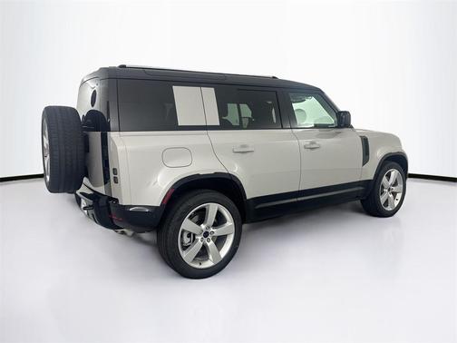 2026 Land Rover Defender P400 X-Dynamic SE