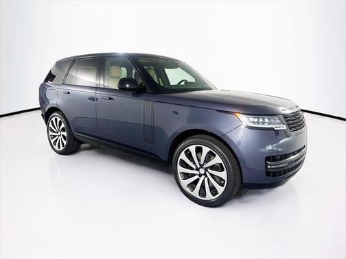 2025 Land Rover Range Rover P530 SE