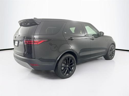 2026 Land Rover Discovery S