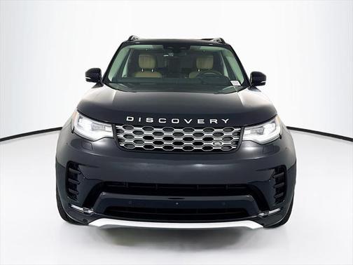 2025 Land Rover Discovery P360 Metropolitan Edition