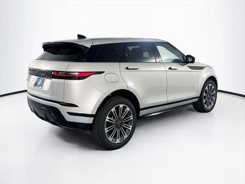 2026 Land Rover Range Rover Evoque Dynamic SE