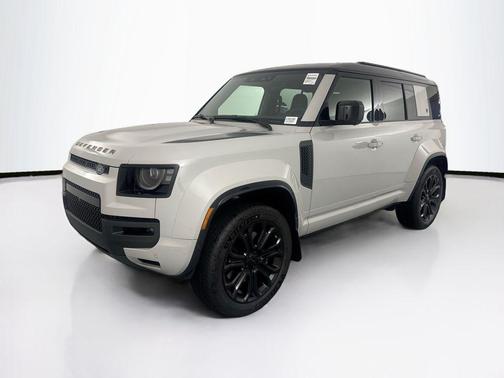 Borasco Grey Metallic 2026 Land Rover Defender P635 OCTA