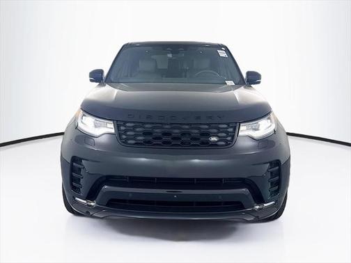 2025 Land Rover Discovery P360 Dynamic SE