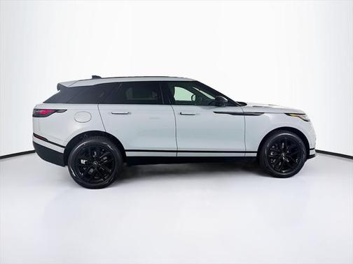 2026 Land Rover Range Rover Velar P250 SE R-Dynamic