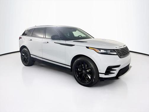 2026 Land Rover Range Rover Velar P250 SE R-Dynamic