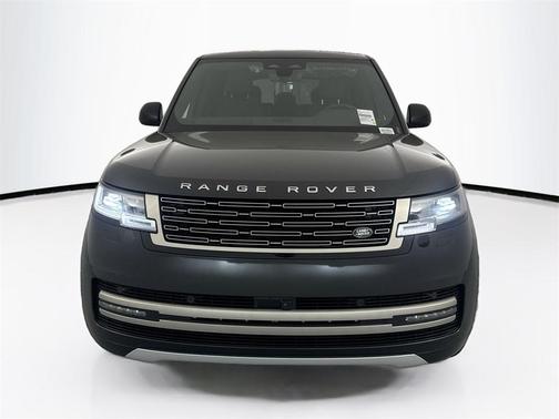 2025 Land Rover Range Rover P400 SE 7 Seat