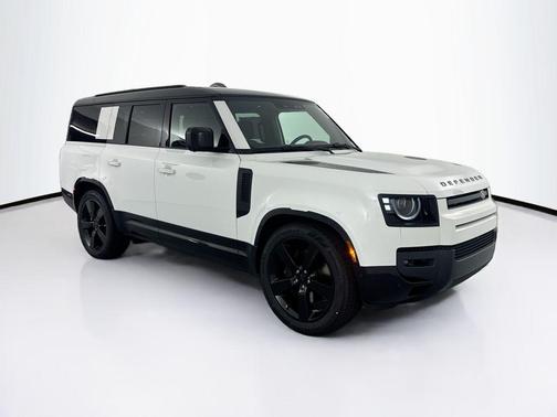 Fuji White 2026 Land Rover Defender P400 X-Dynamic SE