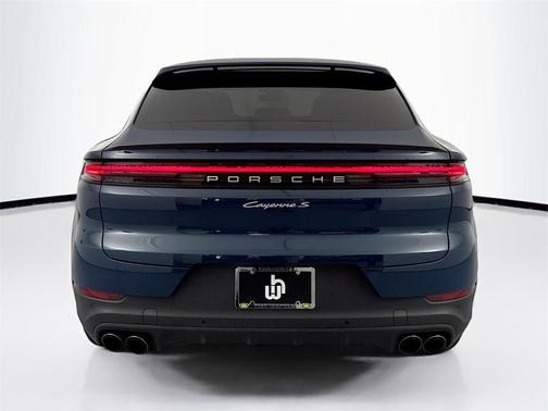 2025 Porsche Cayenne S