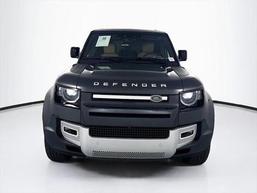 2025 Land Rover Defender 110 P400 S