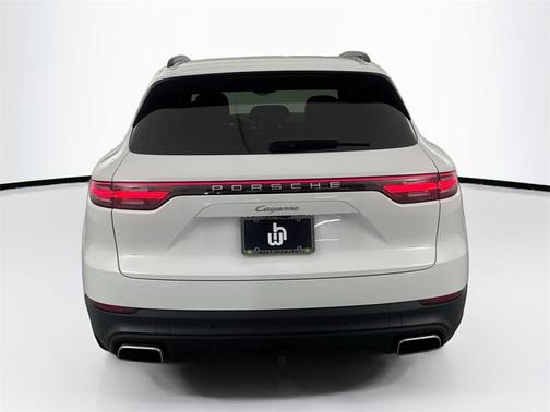 2022 Porsche Cayenne Cayenne