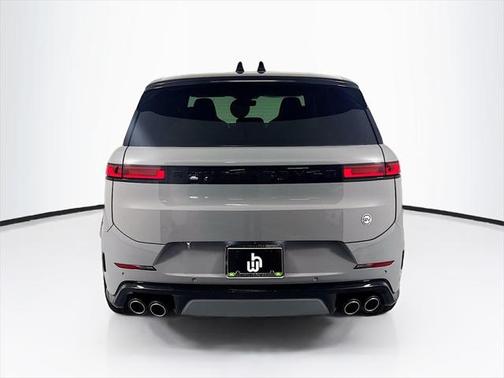 2025 Land Rover Range Rover Sport P635 SV Edition Two