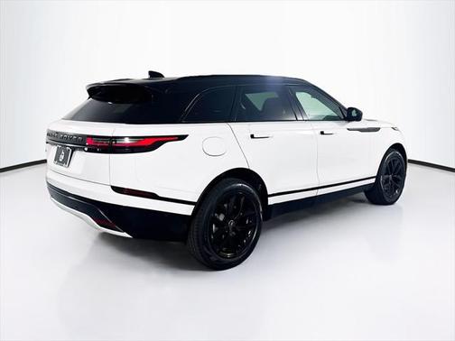 2026 Land Rover Range Rover Velar P250 SE R-Dynamic