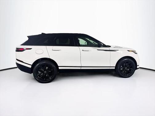 2026 Land Rover Range Rover Velar P250 SE R-Dynamic