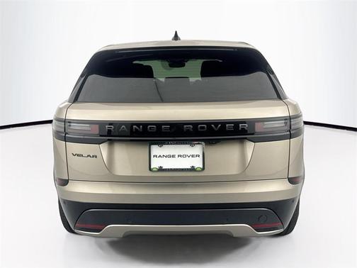 2026 Land Rover Range Rover Velar P400 Dynamic SE