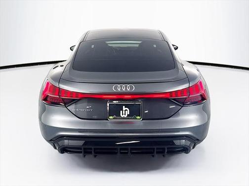 2023 Audi e-tron GT Prestige quattro