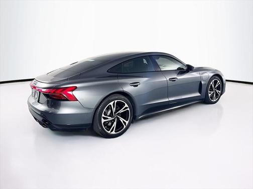 2023 Audi e-tron GT Prestige quattro