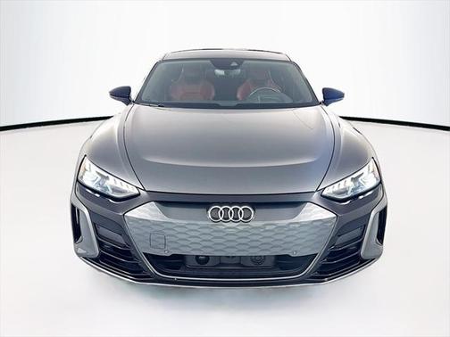 2023 Audi e-tron GT Prestige quattro