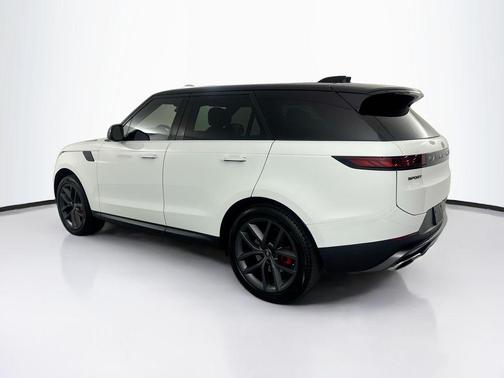 Fuji White 2024 Land Rover Range Rover Sport SE
