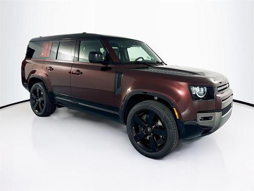 2024 Land Rover Defender 130 P400 X-Dynamic SE