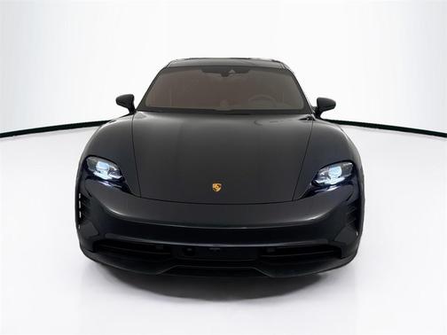 2022 Porsche Taycan GTS