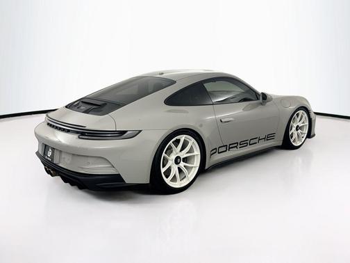 Chalk 2024 Porsche 911 GT3