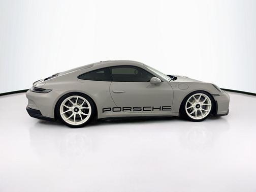Chalk 2024 Porsche 911 GT3