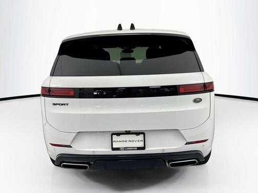 Fuji White 2023 Land Rover Range Rover Sport SE
