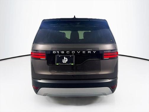 2025 Land Rover Discovery P300 S