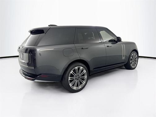 2024 Land Rover Range Rover P400 SE