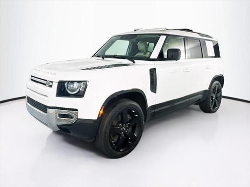 2023 Land Rover Defender 110 SE