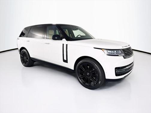 2025 Land Rover Range Rover P400 SE 7 Seat
