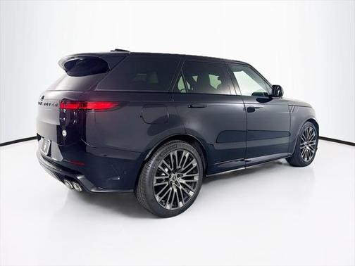 2025 Land Rover Range Rover Sport P635 SV Edition Two