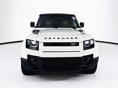 2025 Land Rover Defender 110 V8
