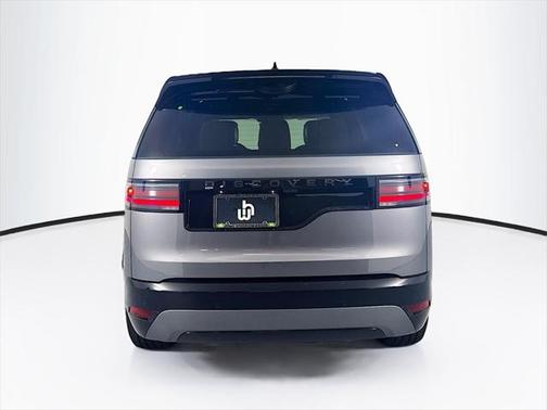 2025 Land Rover Discovery P360 Dynamic SE