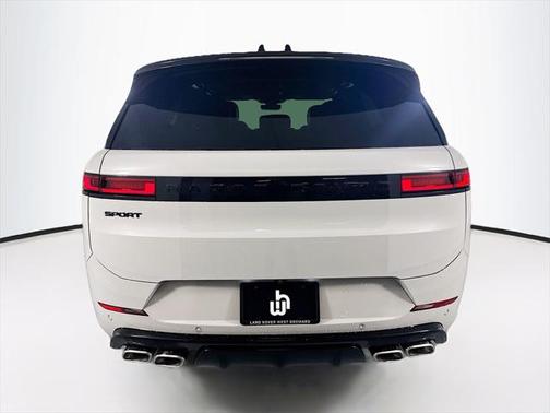 2025 Land Rover Range Rover Sport SE