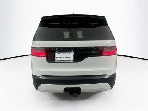 2023 Land Rover Discovery P300 S R-Dynamic