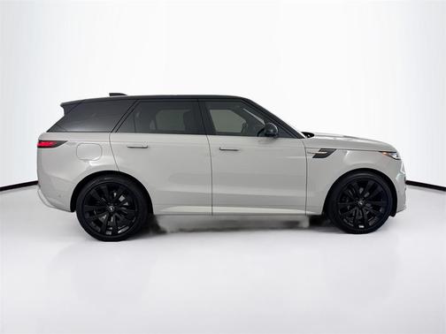 2023 Land Rover Range Rover Sport SE