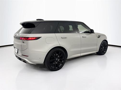 2023 Land Rover Range Rover Sport SE