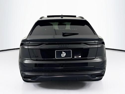Mythos Black Metallic 2023 Audi Q8 55 Prestige
