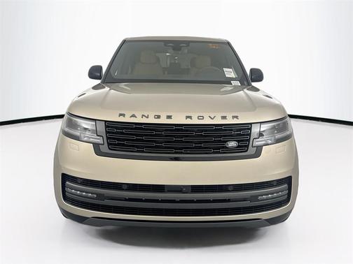 2025 Land Rover Range Rover P550e SE