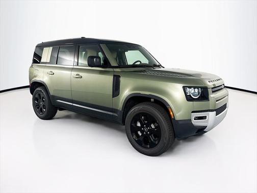 2025 Land Rover Defender 110 P300