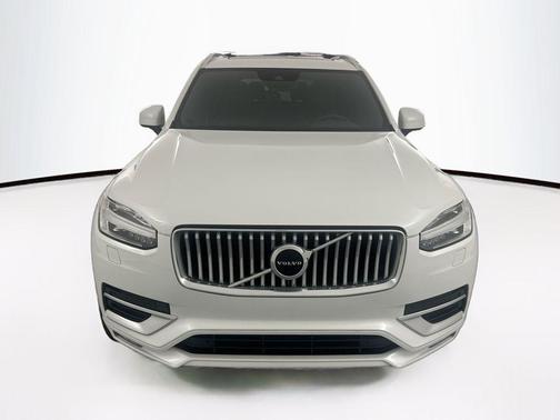 2021 Volvo XC90 T6 Inscription