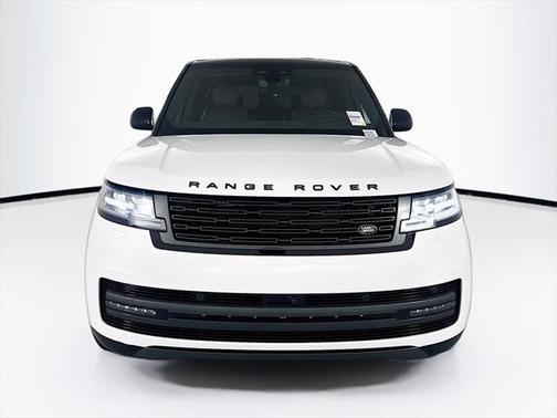 2025 Land Rover Range Rover P530 SE