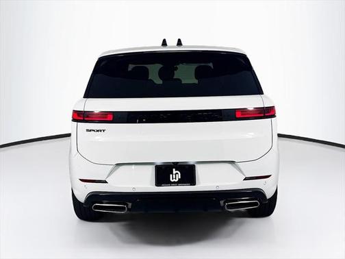 2025 Land Rover Range Rover Sport SE