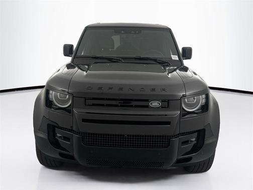 2026 Land Rover Defender P400 X-Dynamic SE