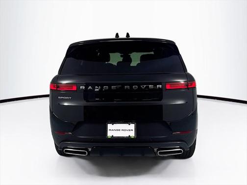 2025 Land Rover Range Rover Sport SE