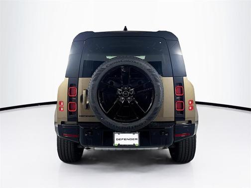 2025 Land Rover Defender 110 P400 X-Dynamic SE
