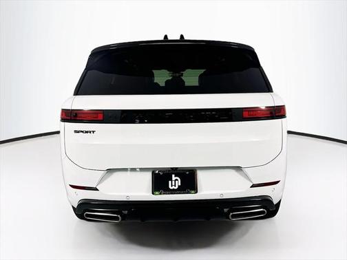 2025 Land Rover Range Rover Sport SE